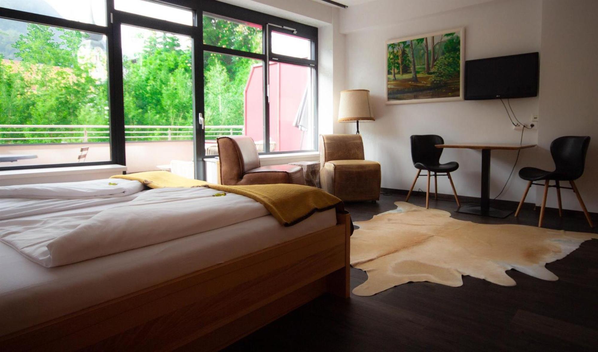 Appartementhaus Crystal Apartment *