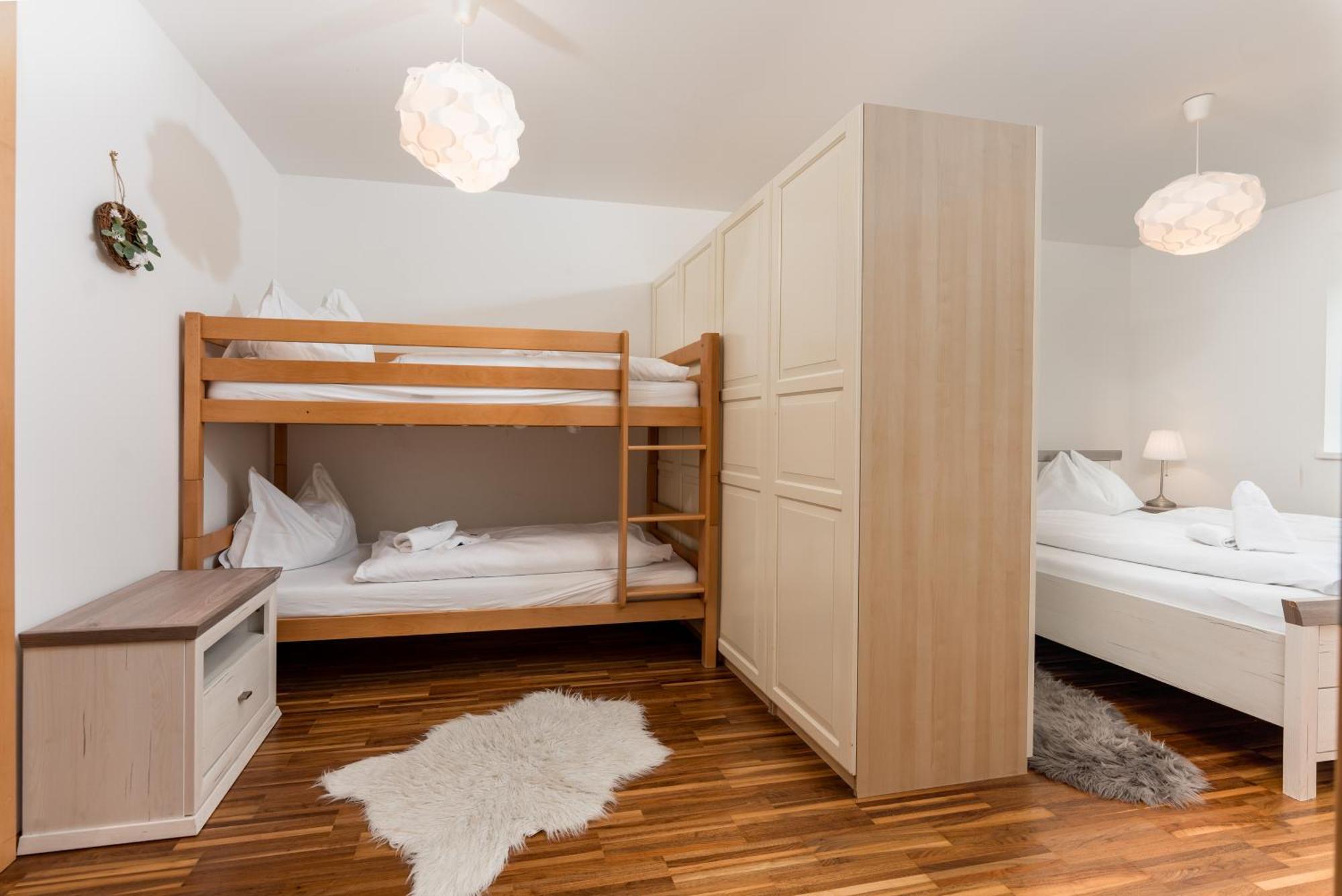 Appartementhaus Crystal Apartment